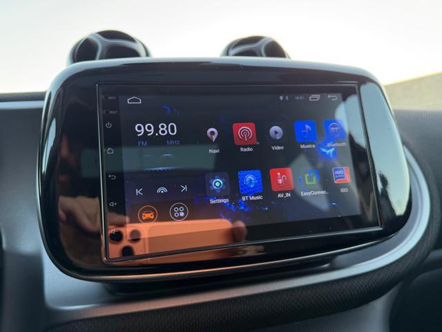 SMART ForFour 90 0.9 TURBO TWINAMIC SUPERPASSION+RETROCAMERA