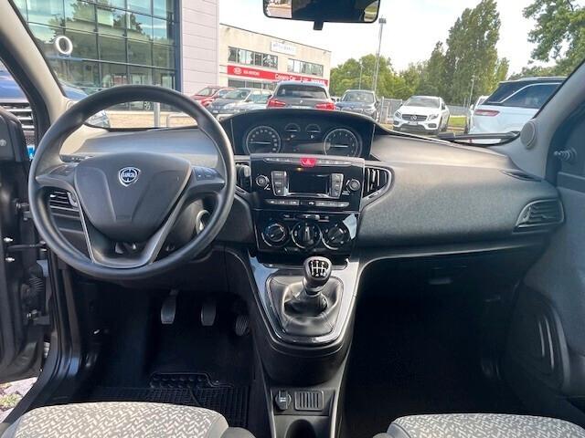 Lancia Ypsilon 1.0 FireFly 5 porte S&S Hybrid Ecochic Silver PREZZO PROMO