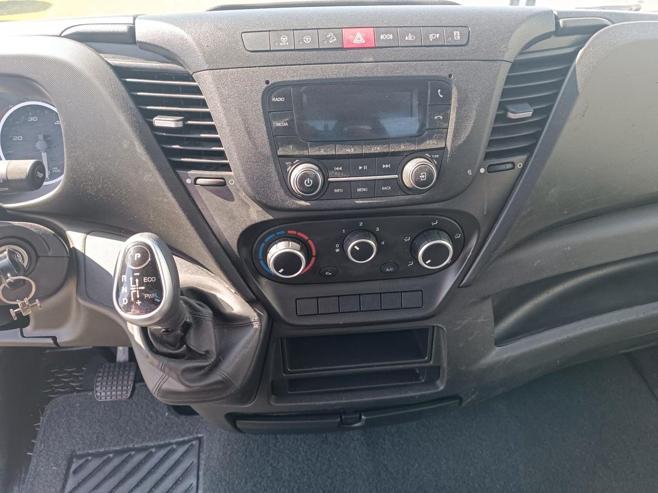 Iveco DAILY 35 C 18 - più IVA