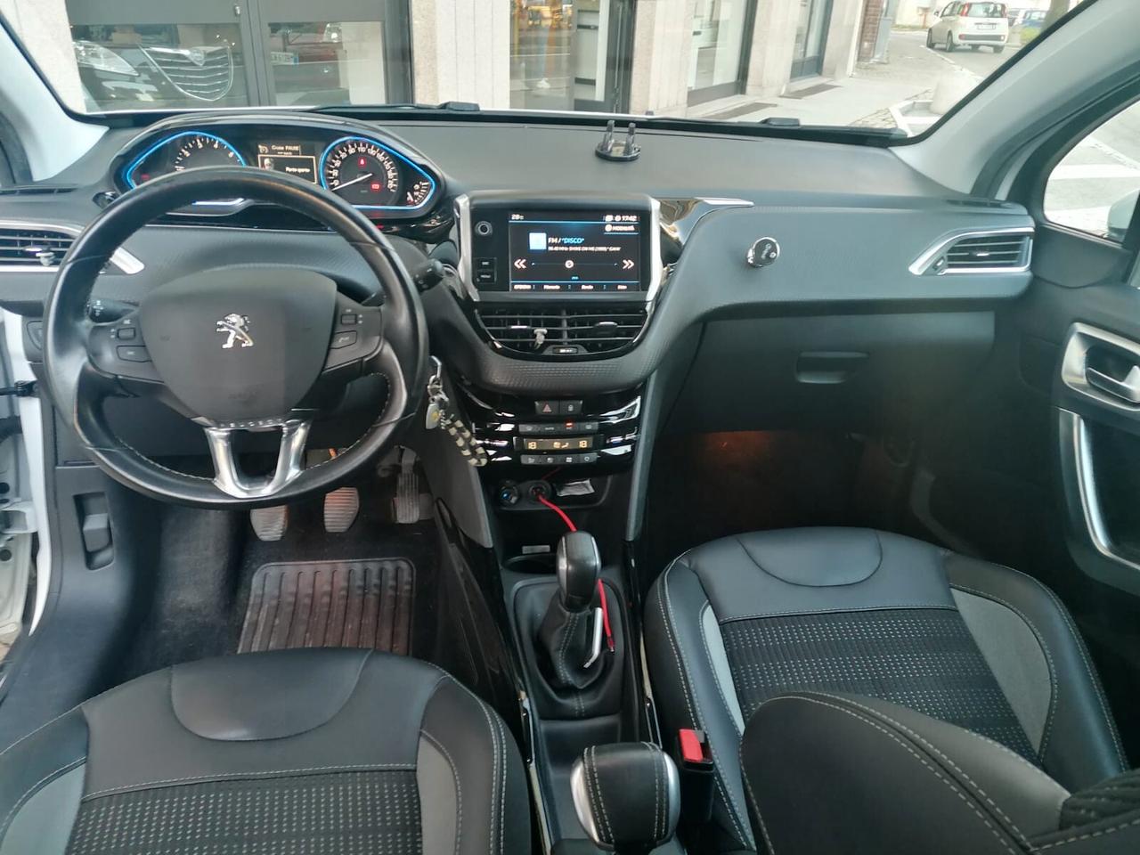 Peugeot 2008 PureTech 82 S&S Allure