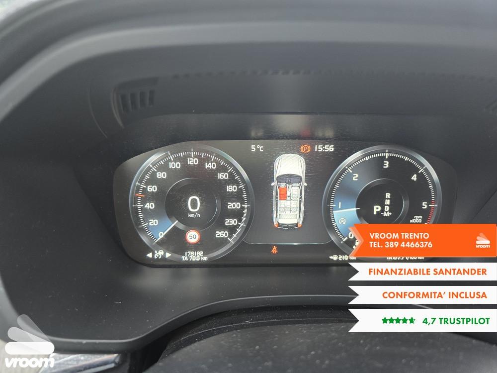 VOLVO XC60 (2017-->) XC60 B4 (d) AWD Geartronic...