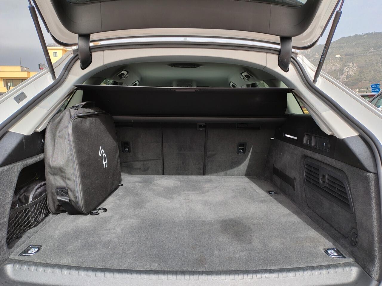 Audi A6 Avant 50 TFSI-E QUATTRO ultra S-Tronic Sport