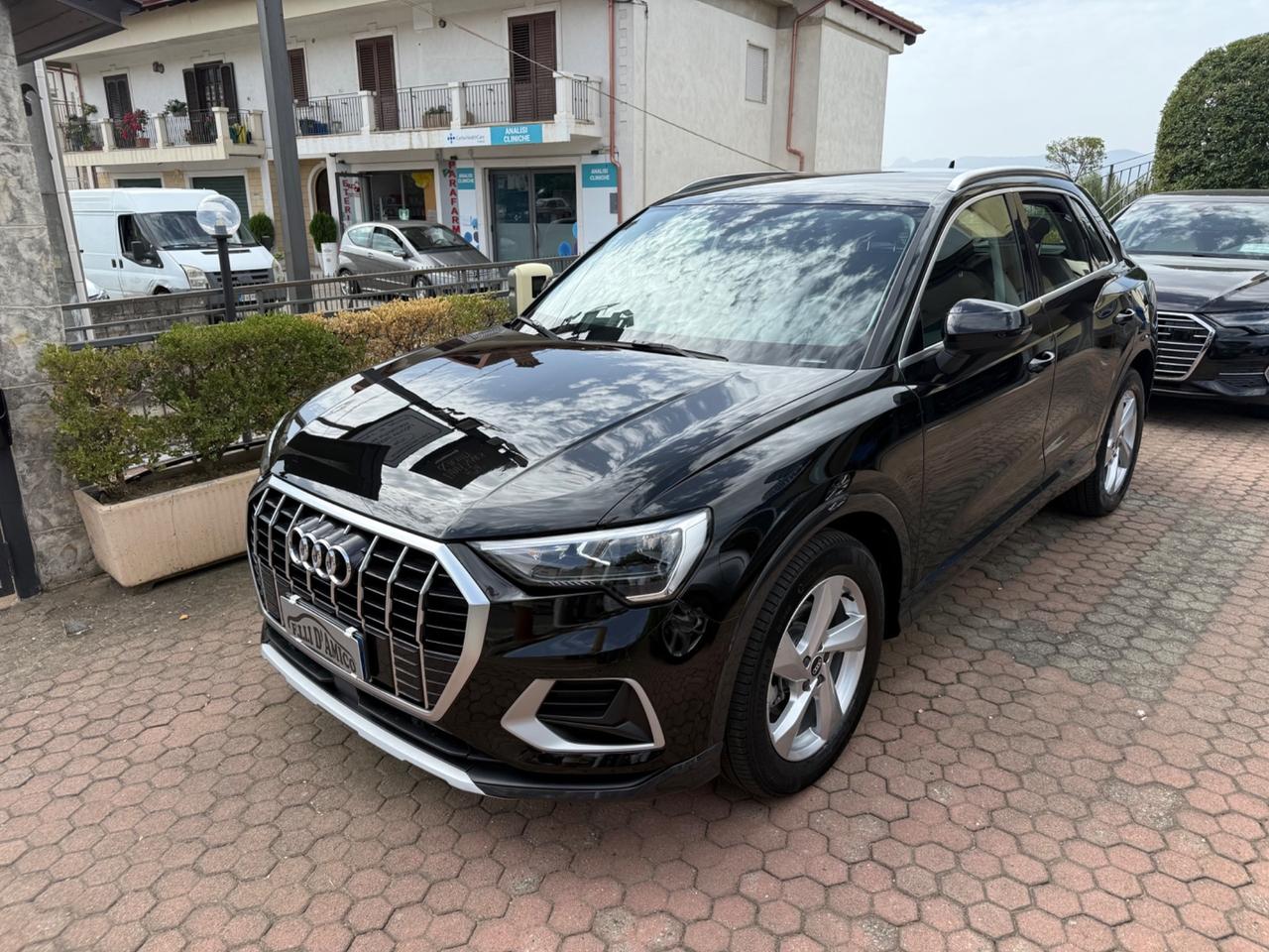 Audi Q3 35 TDI S tronic Business Advanced