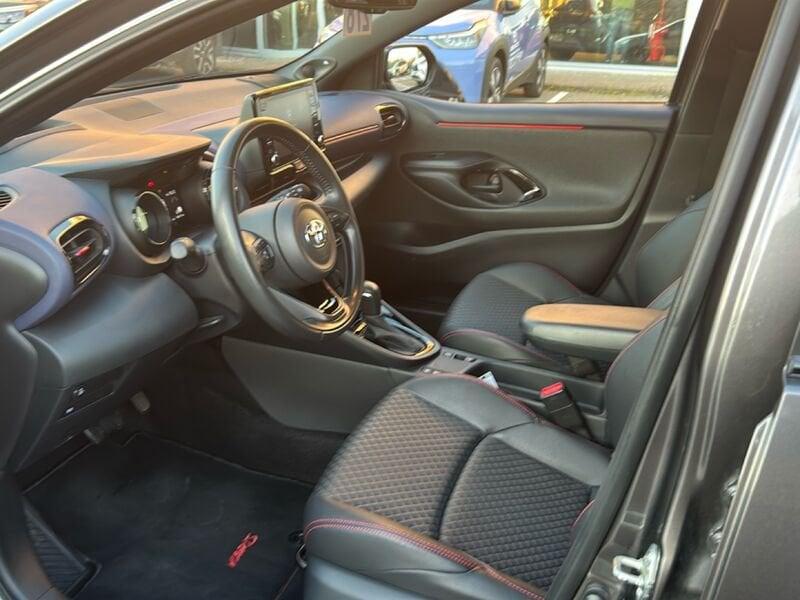 Toyota Yaris Hybrid Energy MY21