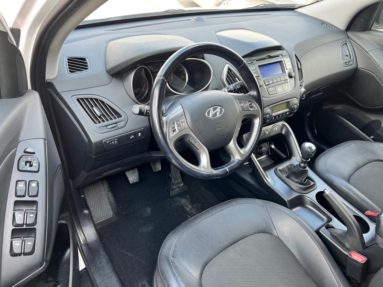 Hyundai iX35 1.7 crdi Comfort 2wd RESTYLING! PELLE/PDC/TEL17;