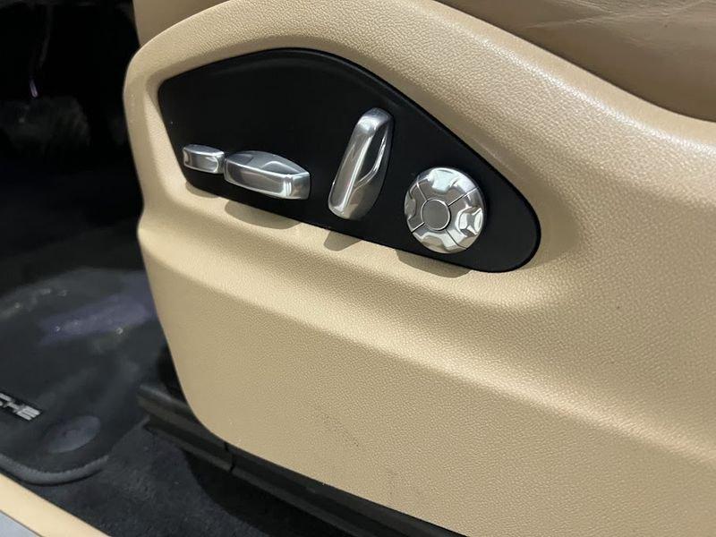 Porsche Cayenne Cayenne 3.0 V6