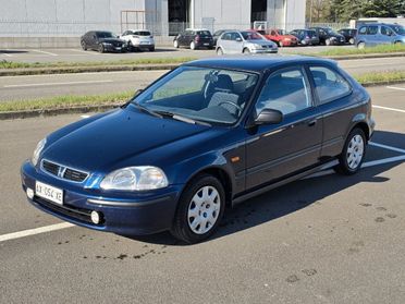 Honda Civic 1.5i 16V V-TEC