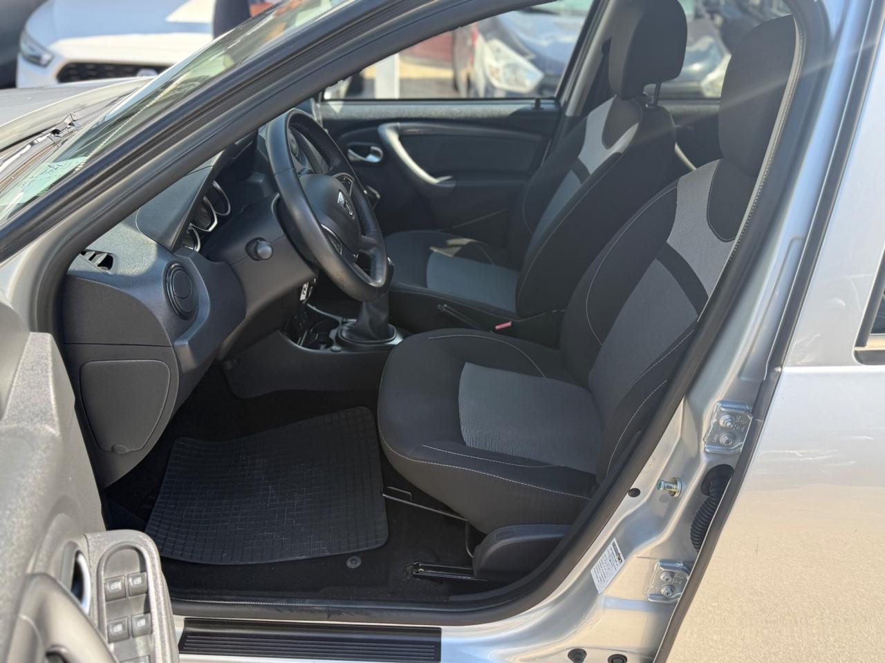 Dacia Duster 1.6 115CV Start&Stop 4x2 GPL Lauréate