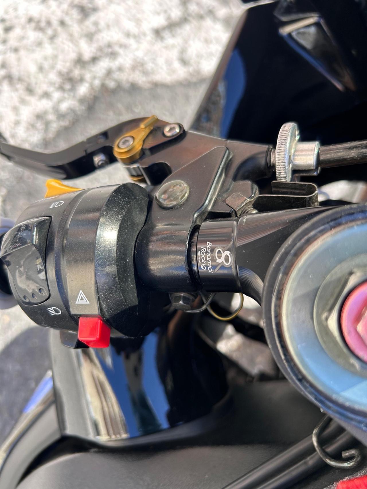 Suzuki GSX R 1000 k5