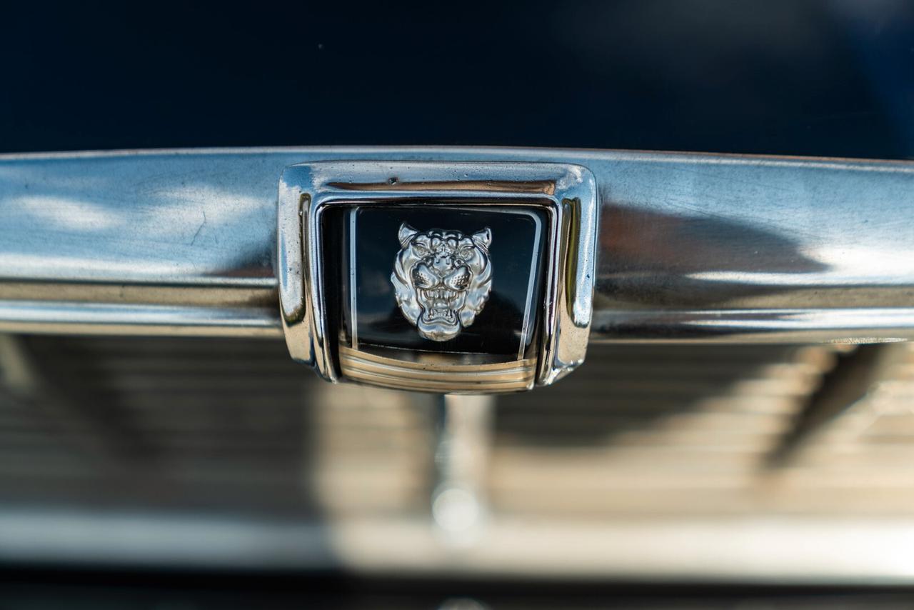 Jaguar XJ 4.2 - JAG00070