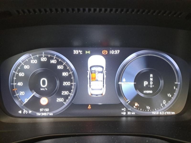 VOLVO XC40 T5 PLUG-IN HYBRID RECHARGE INSCRIPTION EXPRESSION MY21