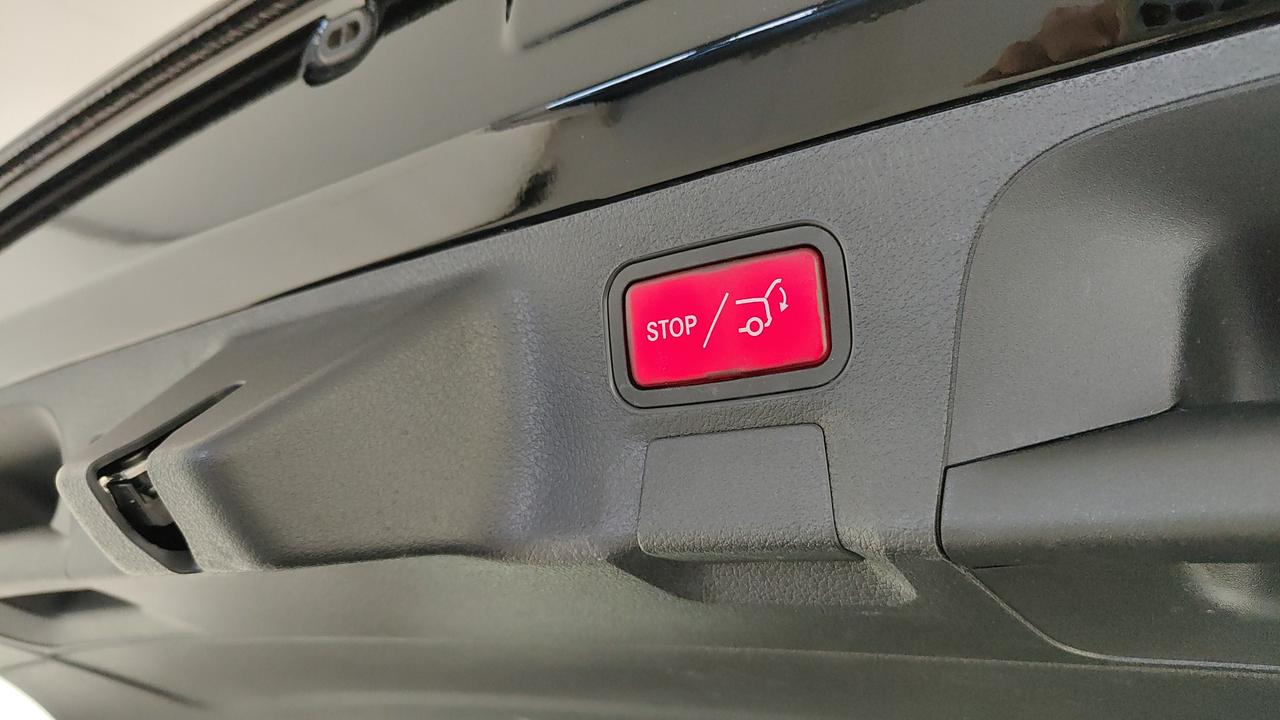 Mercedes-Benz CLA Shooting Brake 180 d Advanced auto