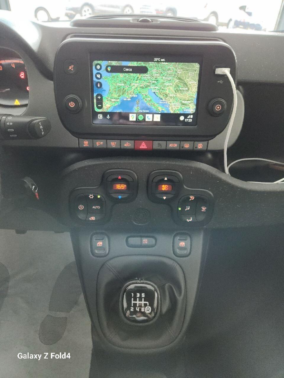 Fiat Panda CROSS 1.0 HYBRID