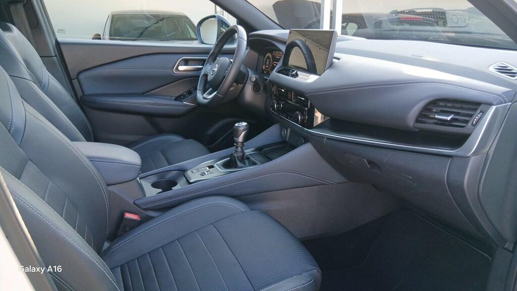 Nissan Qashqai 1.3 MILD HYBRID Tekna 2WD