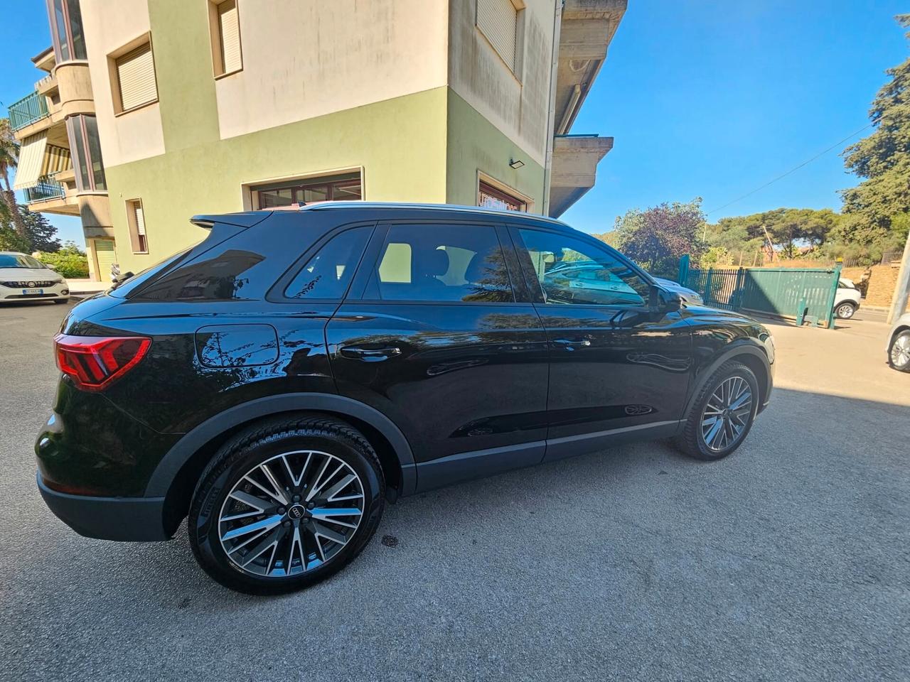 Audi Q3 35 TDI S tronic line edition