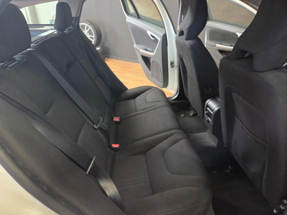 Volvo V60 1.6 d2 (drive) Momentum
