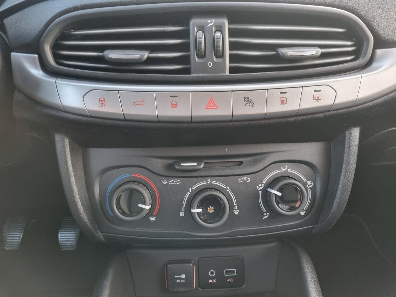 Fiat Tipo 1.4 T-Jet 120CV GPL 5 porte Easy