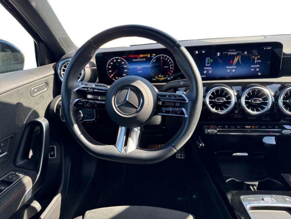 Mercedes Classe A 250 250 e Plug-In-Hybrid Premium Plus AMG Line Speedshift DCT AMG 8G