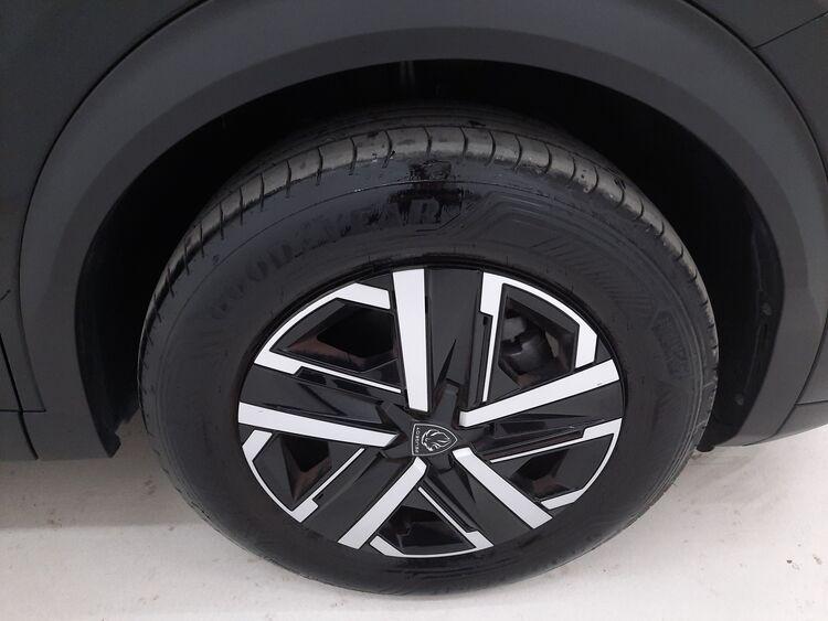 Peugeot 2008 Active + RetroCamera & Navigatore BR827415 1.2 Benzina 100CV