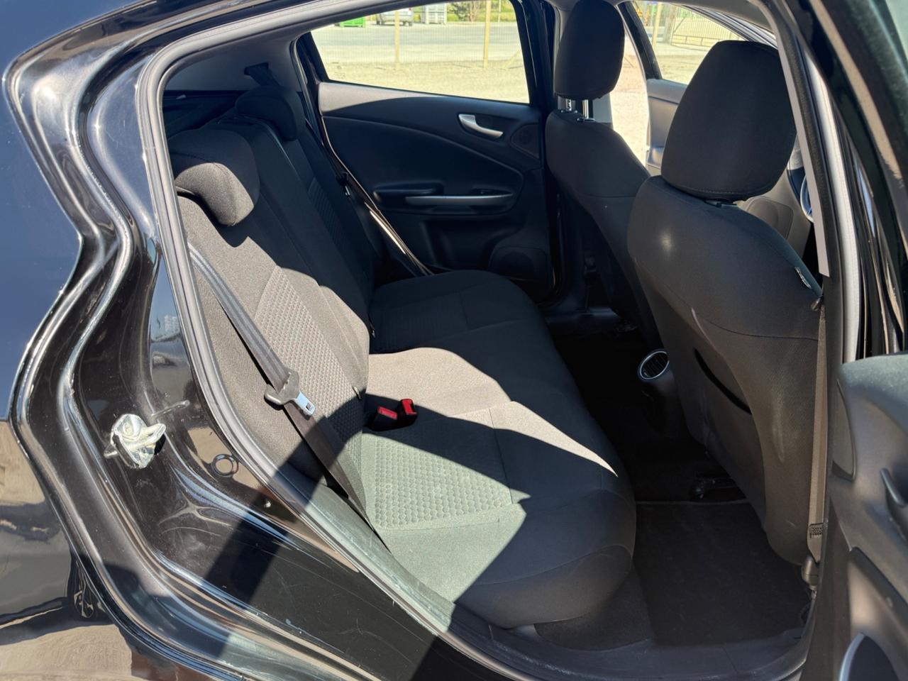 Alfa Romeo Giulietta 1.6 JTDm-2 105 CV Distinctive