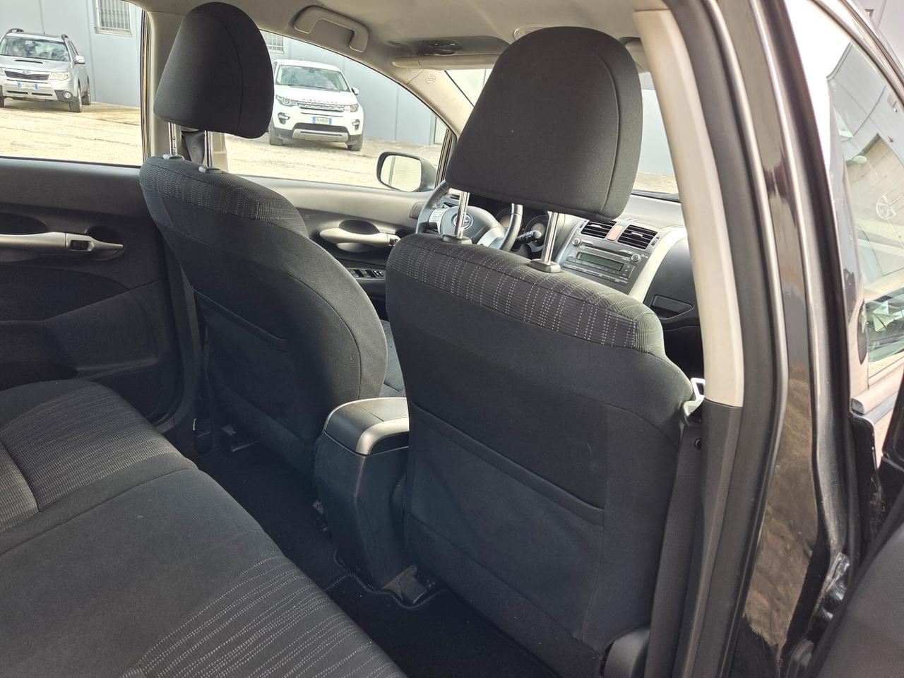 Toyota Auris 2.0TDI D-4D SOL -SOLI KM65.000-