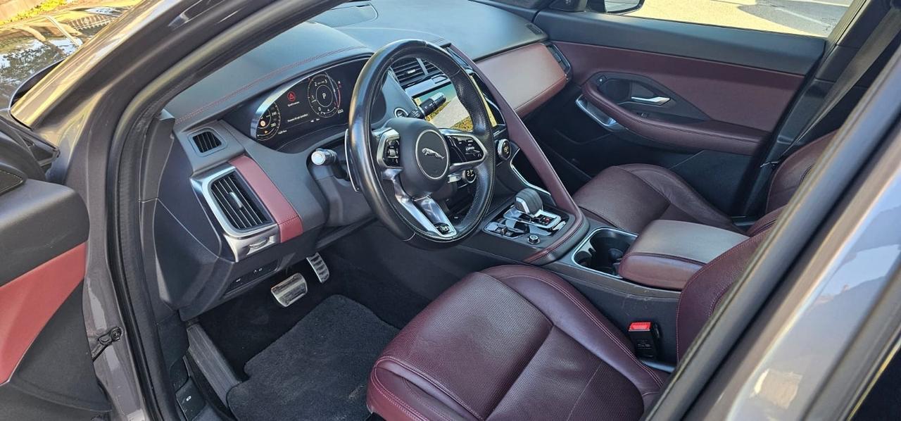 Jaguar E-Pace 2.0D I4 163 CV R-Dynamic SE