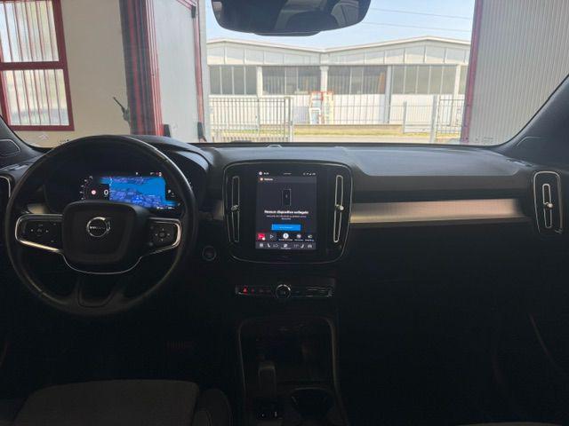 VOLVO XC40 B3 automatico Core