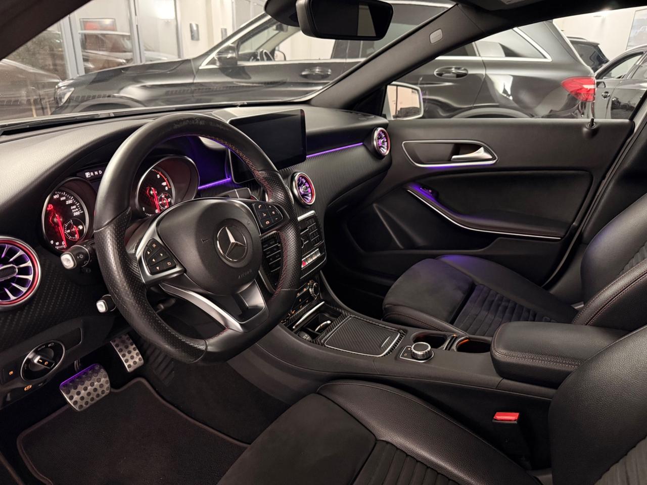 Mercedes-benz A 200 d Automatic Premium