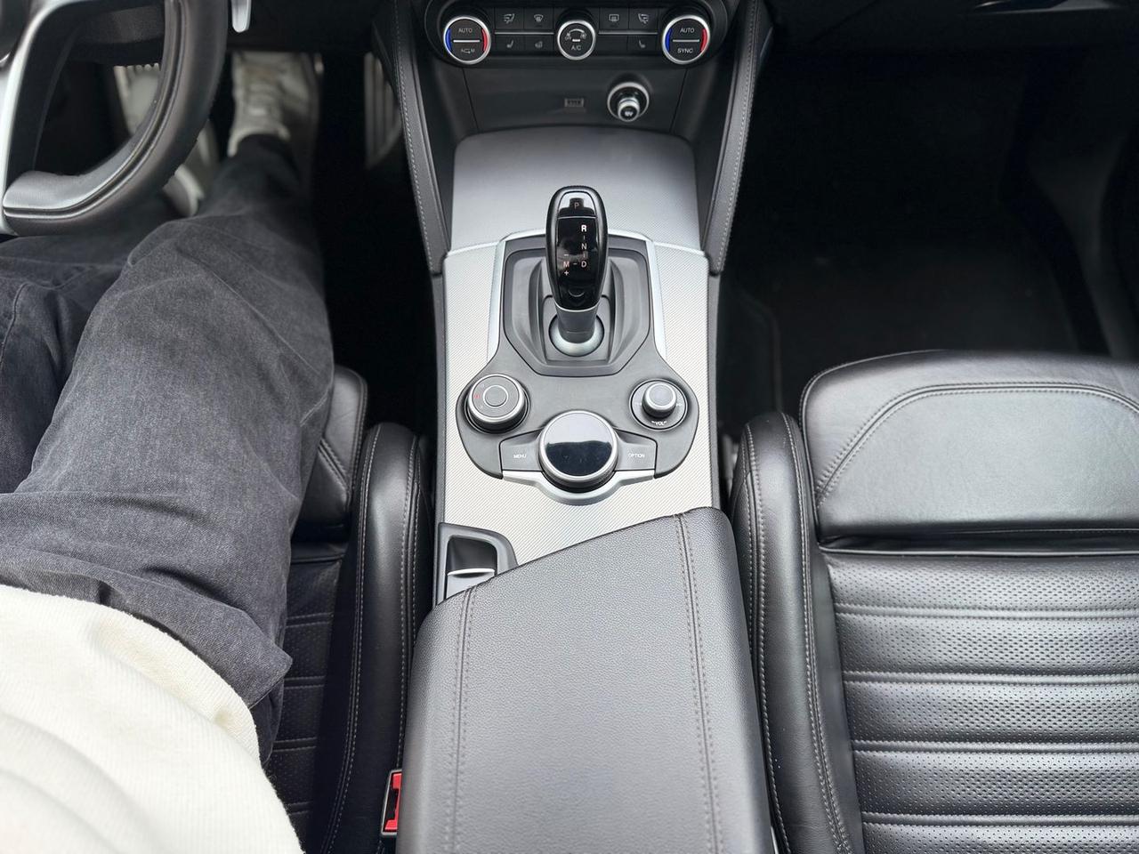 Alfa Romeo Stelvio B-Tech 2.2 210 CV #10543