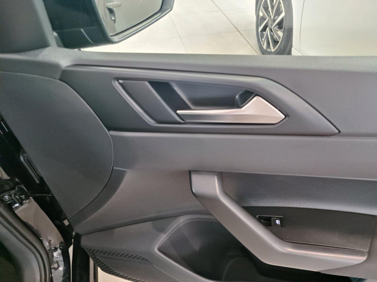 Volkswagen Polo 1.0 80cv nuova pronta consegna