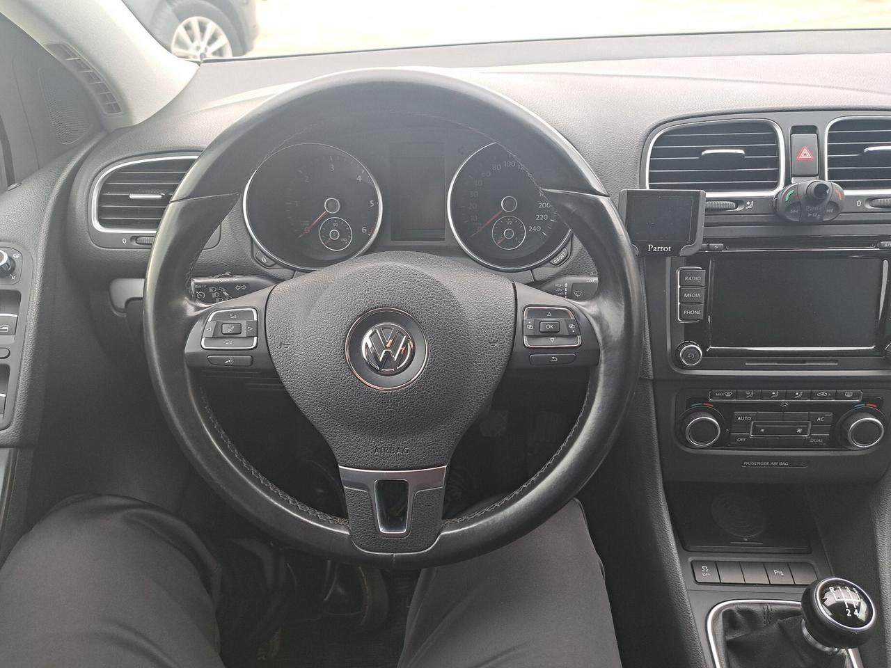 Volkswagen Golf 6 1.6 TDI 5p. Highline - 2011