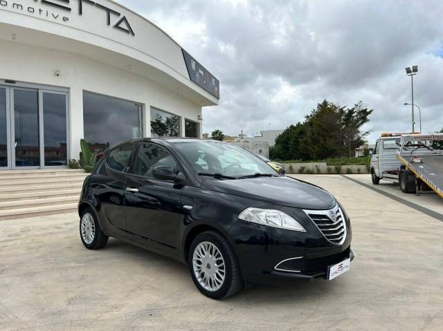 Lancia Ypsilon 1.2 8v Silver s&s 69cv E6