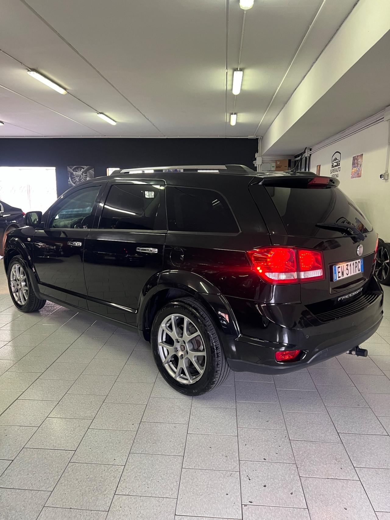 Fiat Freemont 2.0 Multijet 170 CV Black Code