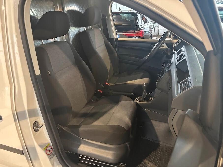 Volkswagen Caddy Maxi 2.0 TDI 102 CV 59.000km NEOPATENTATI