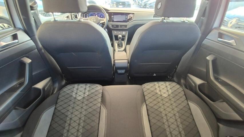 Volkswagen Taigo 1.0 TSI 110 CV R-Line (TETTO APRIBILE) - 2022