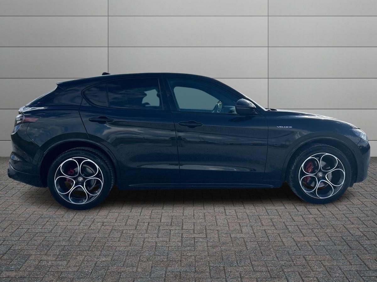 ALFA ROMEO Stelvio - Stelvio 2.2 t Sprint Q4 210cv auto