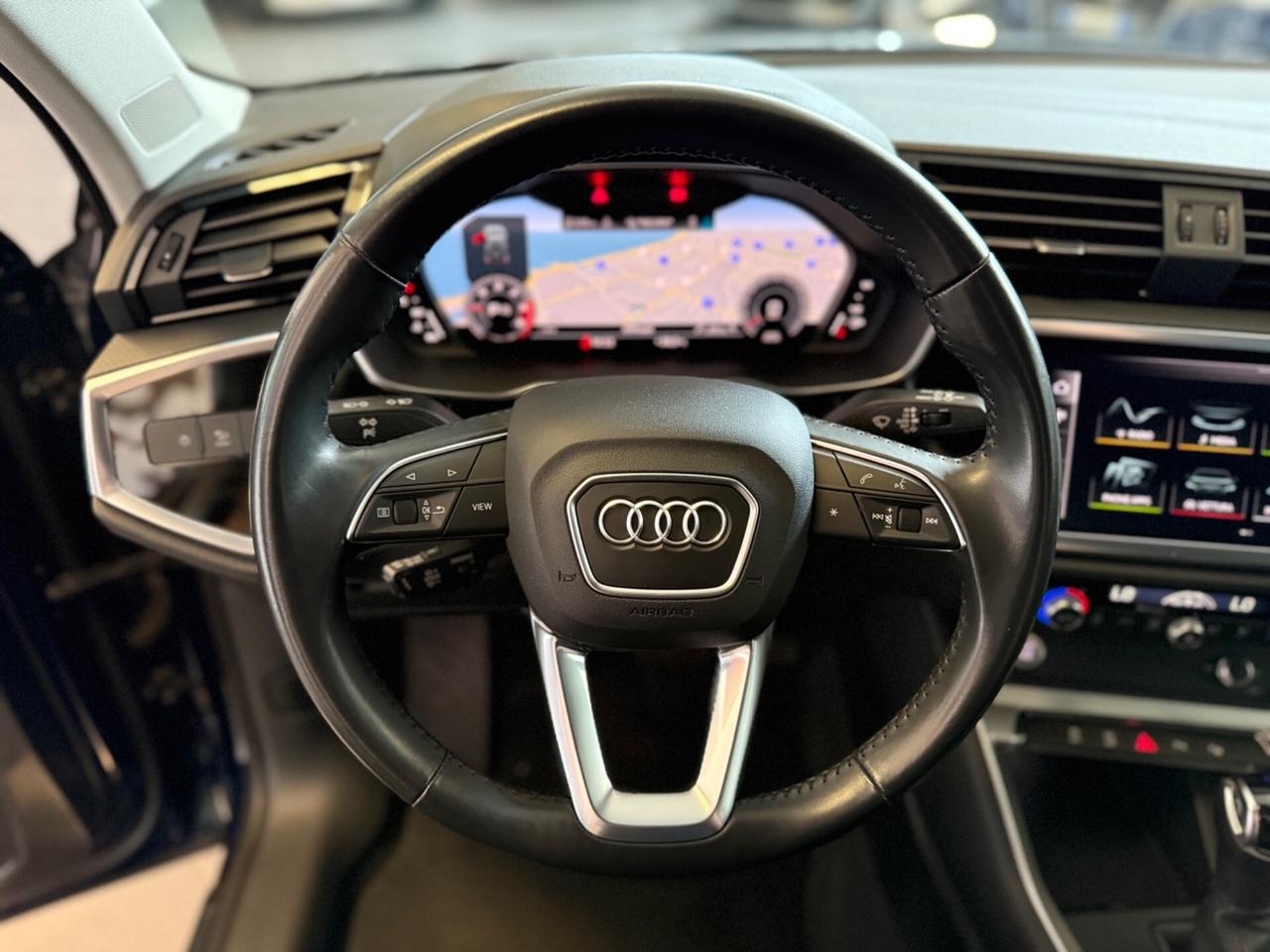Audi Q3 35 TDI S tronic Business Advanced