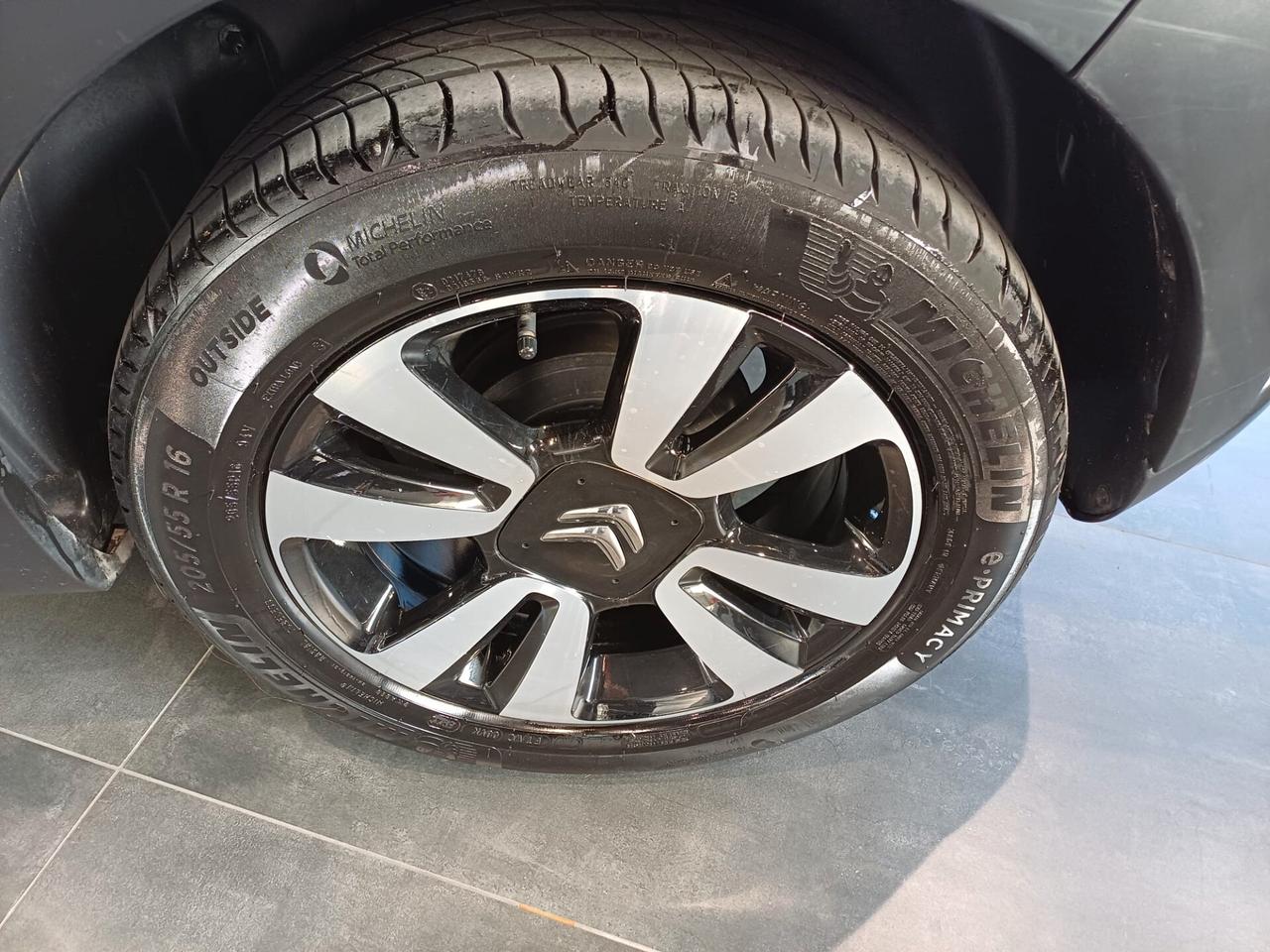 Citroen C3 PureTech 83 S&S Shine Pack