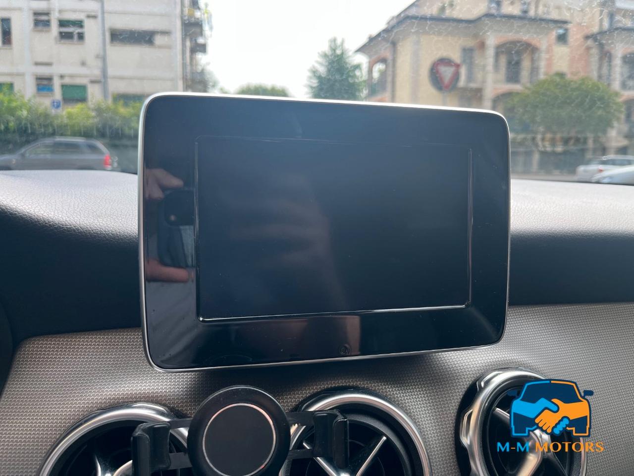 Mercedes GLA 180 d Sport auto