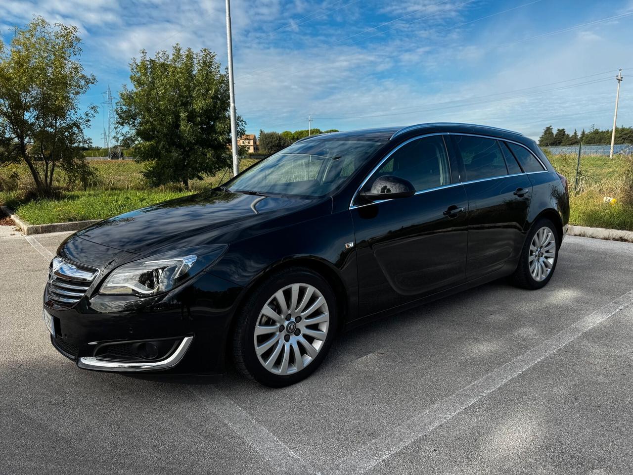 Opel Insignia 2.0 CDTI 163CV Start&Stop Sports Tourer Cosmo Business