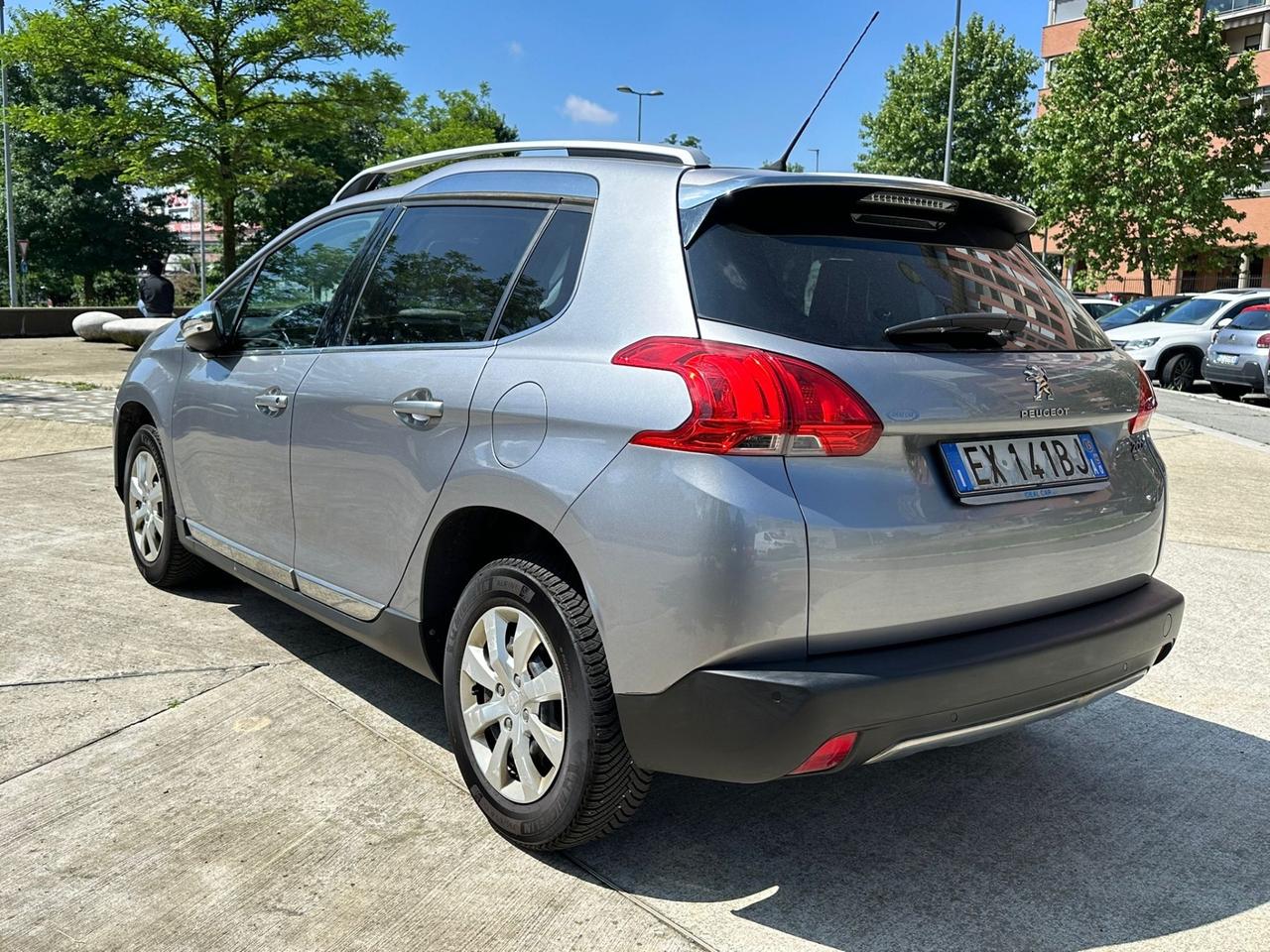 Peugeot 2008 BlueHDi Allure