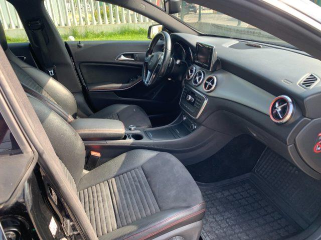 MERCEDES-BENZ CLA 180 Premium
