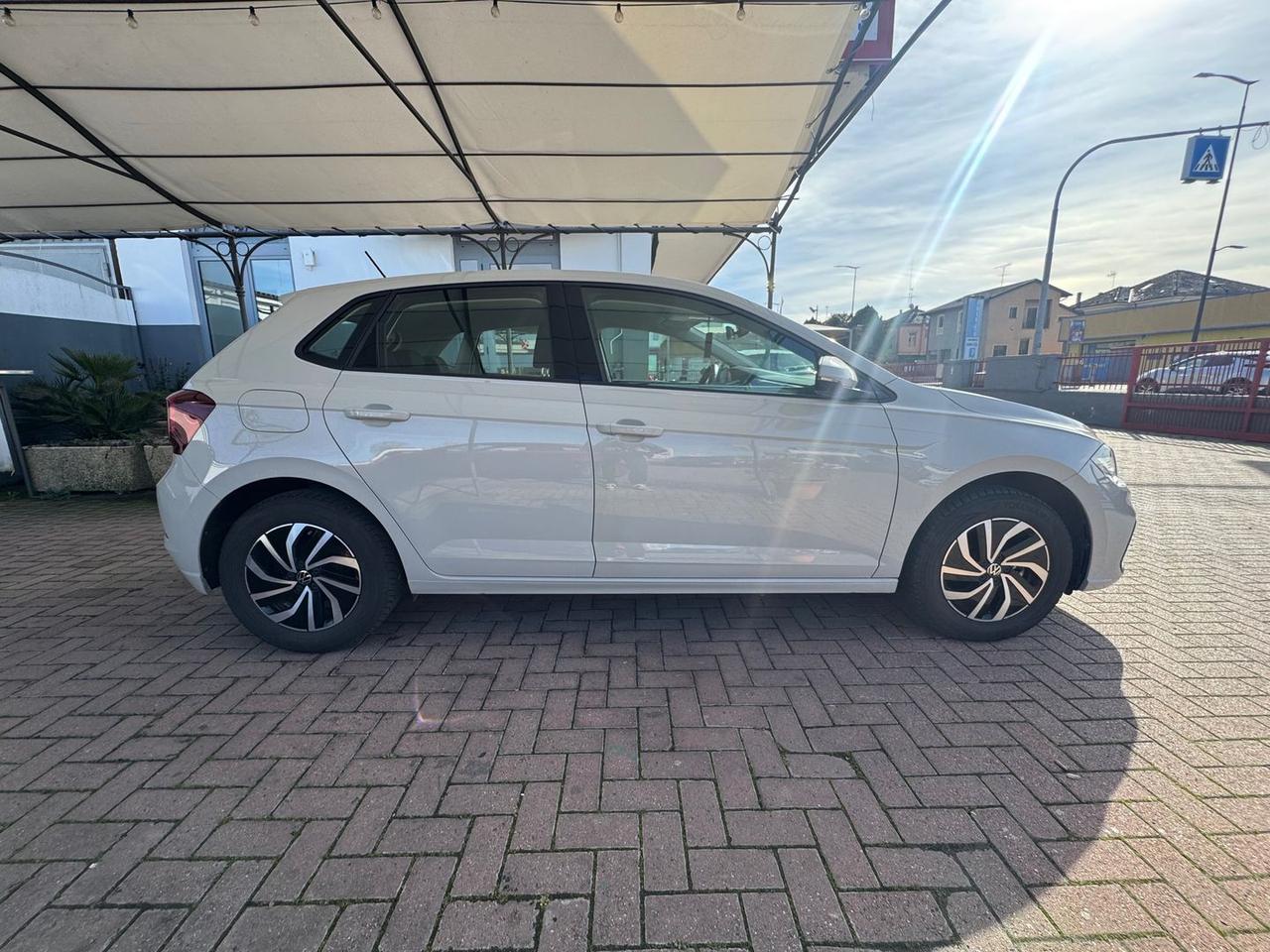 Volkswagen Polo Life 1.0 MPI EVO #9312