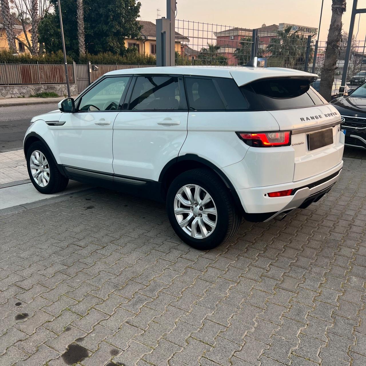 Land Rover Range Evoque 2.0 TD4 180 CV 5p. Autobiography