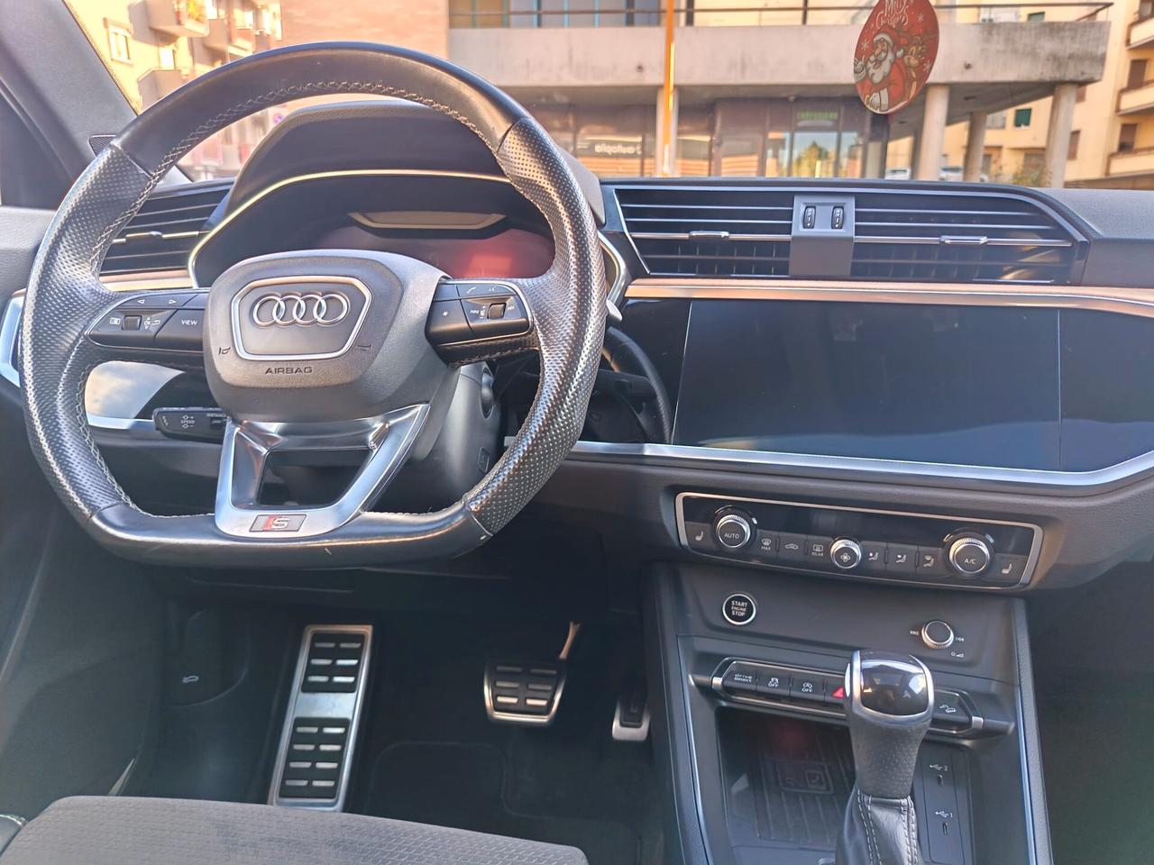 Audi Q3 40 TDI quattro S tronic line edition