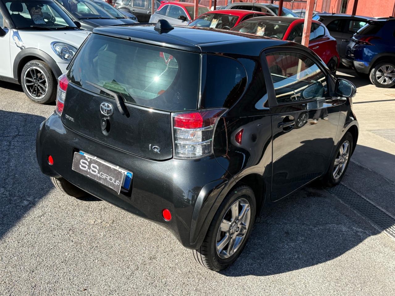 Toyota iQ 1.0/rate/permute/garanzia