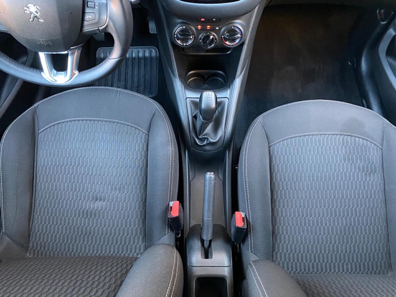 Peugeot 208 Allure 1.2 Benzina