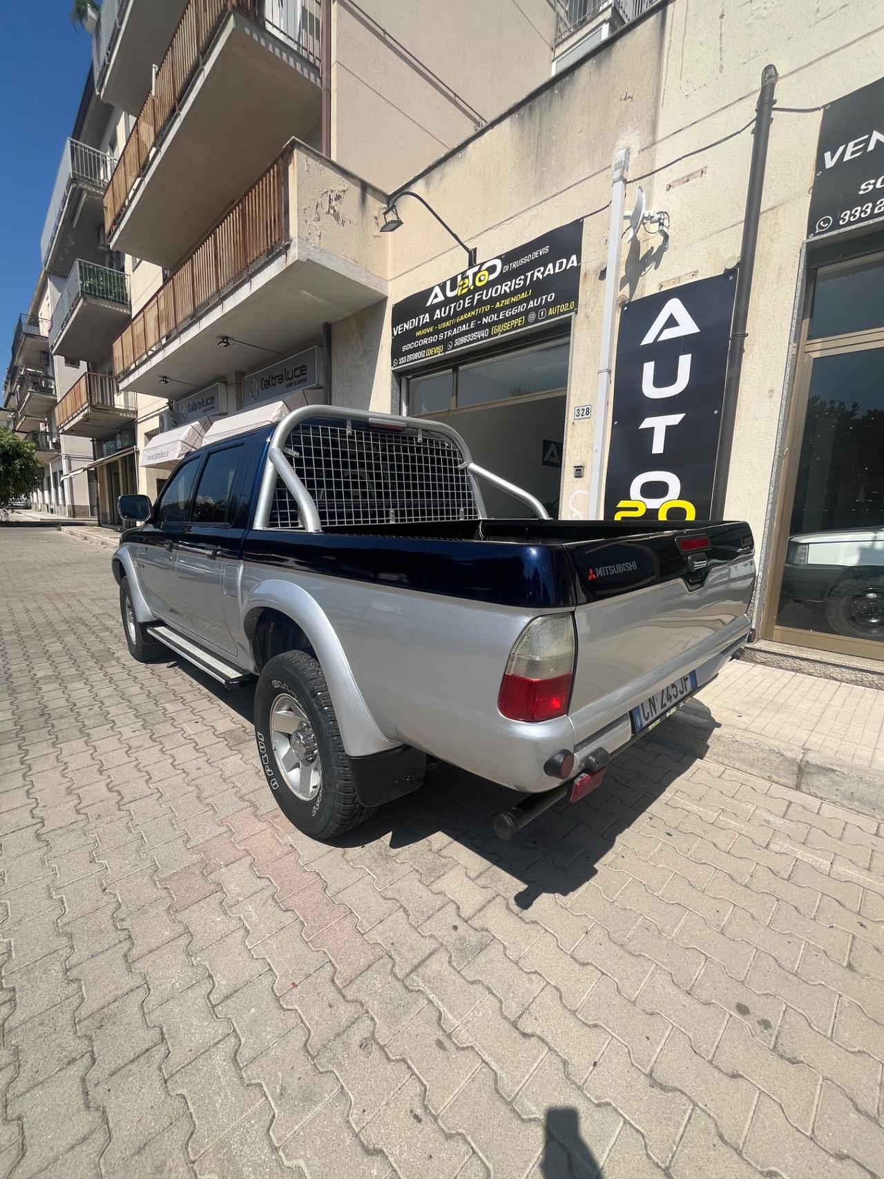 Mitsubishi L200 2.5 TDI 4WD Club Cab Pup. GLS Targ.