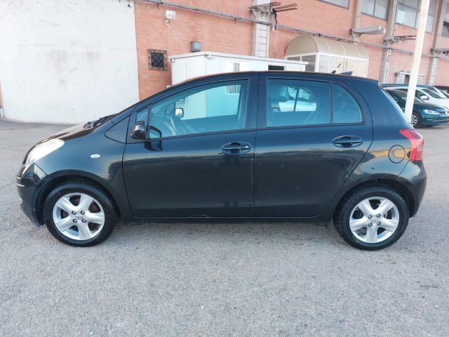 TOYOTA Yaris 1.3 5 porte