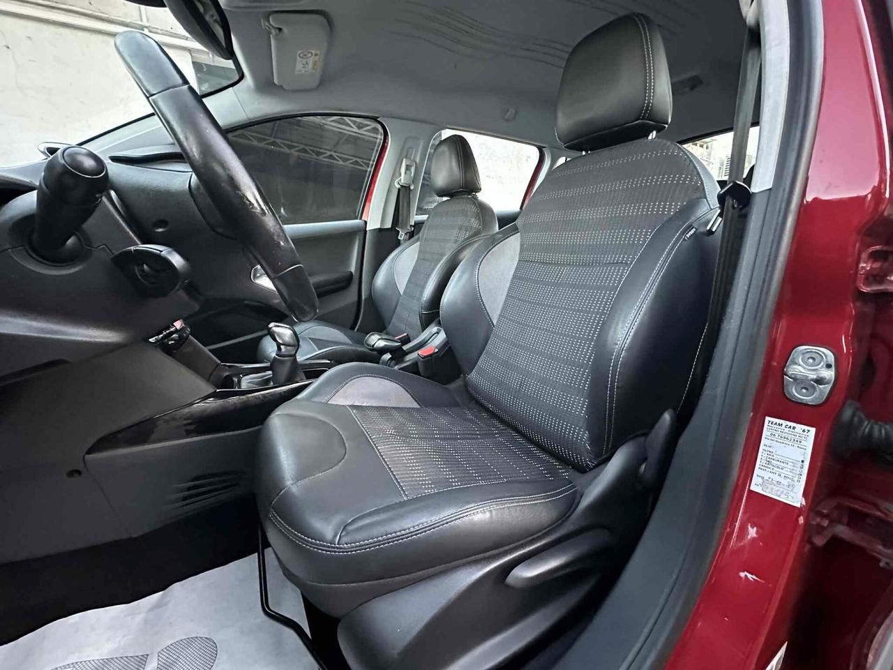 Peugeot 2008 BlueHDi 100 Allure